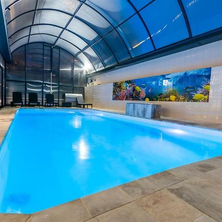 Luxurious Villa Marly II Castelldefels Eksteriør billede